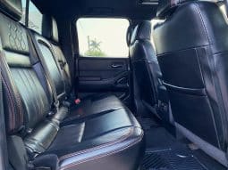 Nissan Frontier 2023 lleno