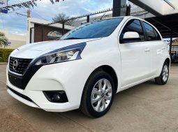 Nissan March 2023 lleno