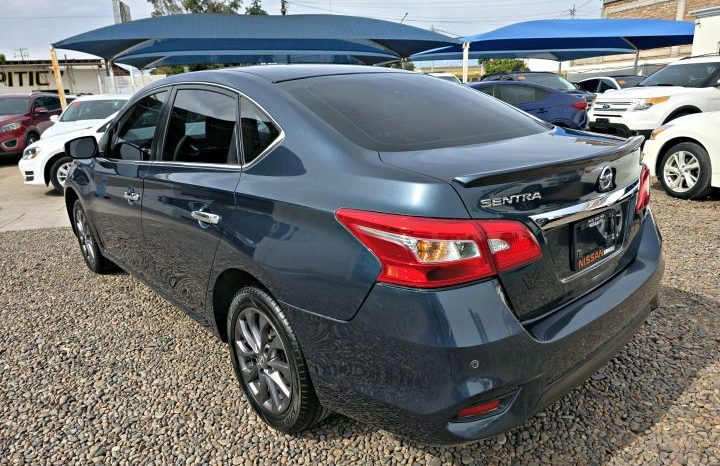 Nissan Sentra 2018 lleno
