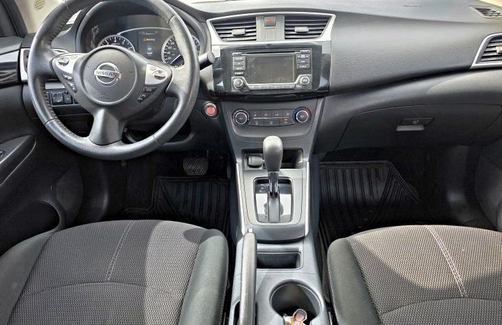 Nissan Sentra 2018 lleno