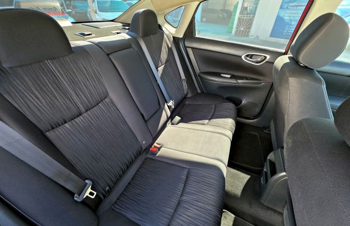 Nissan Sentra 2018 lleno