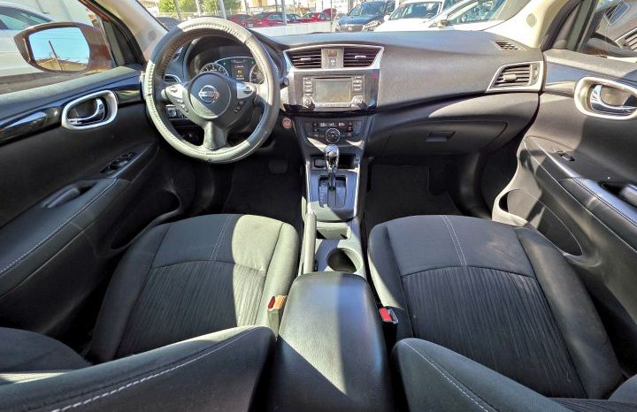Nissan Sentra 2018 lleno