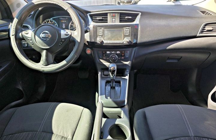 Nissan Sentra 2018 lleno