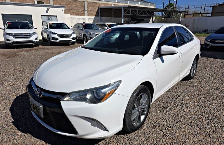 Toyota Camry 2017 lleno