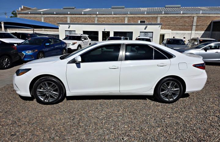 Toyota Camry 2017 lleno