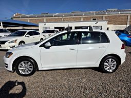 Volkswagen Golf 2015 lleno