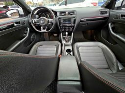 Volkswagen Jetta 2017 lleno