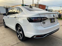 Volkswagen Virtus 2023 lleno