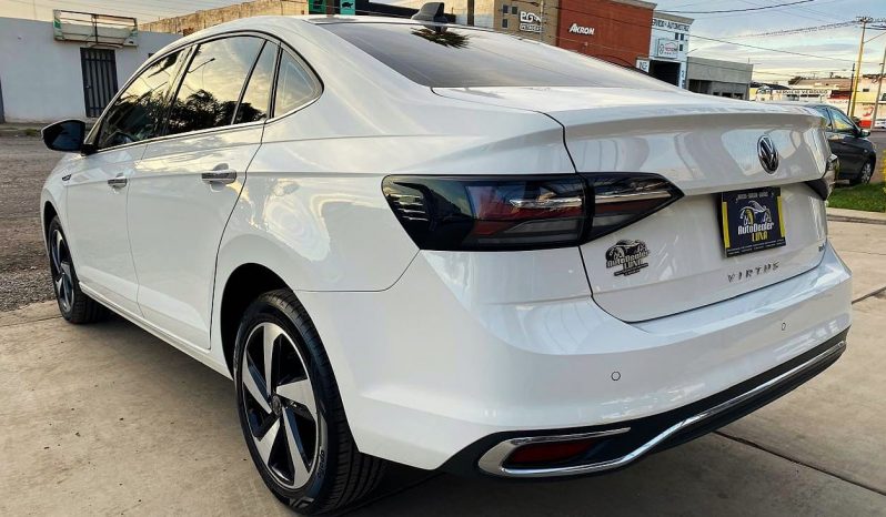 Volkswagen Virtus 2023 lleno
