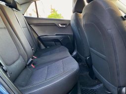 Kia Rio 2023 lleno