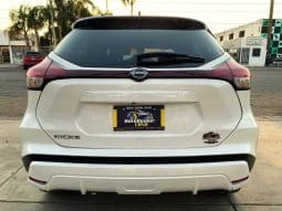 Nissan Kicks 2023 lleno