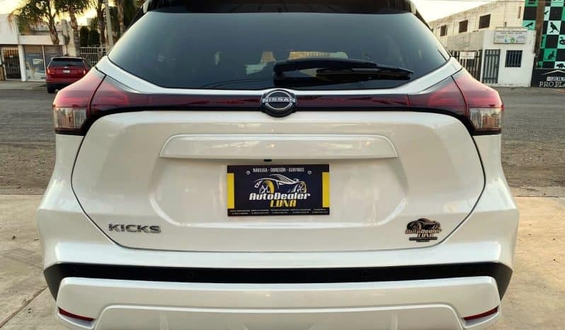 Nissan Kicks 2023 lleno