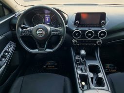 Nissan Sentra 2024 lleno