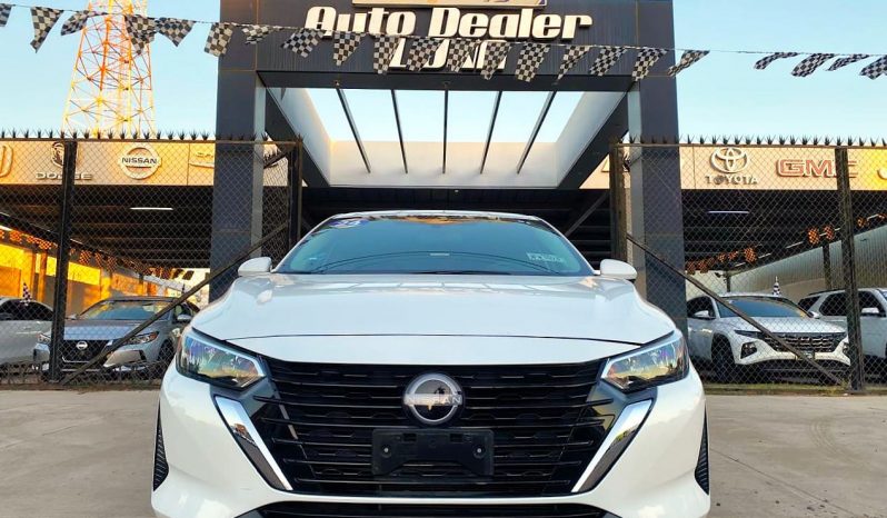 Nissan Sentra 2024 lleno