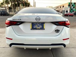 Nissan Sentra 2024 lleno