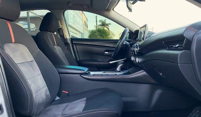 Nissan Sentra 2023 lleno