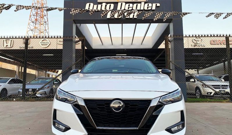 Nissan Sentra 2023 lleno