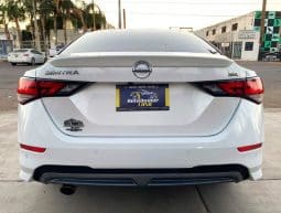 Nissan Sentra 2023 lleno