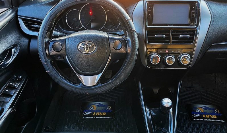 Toyota Yaris 2022 lleno