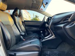 Toyota Yaris 2022 lleno