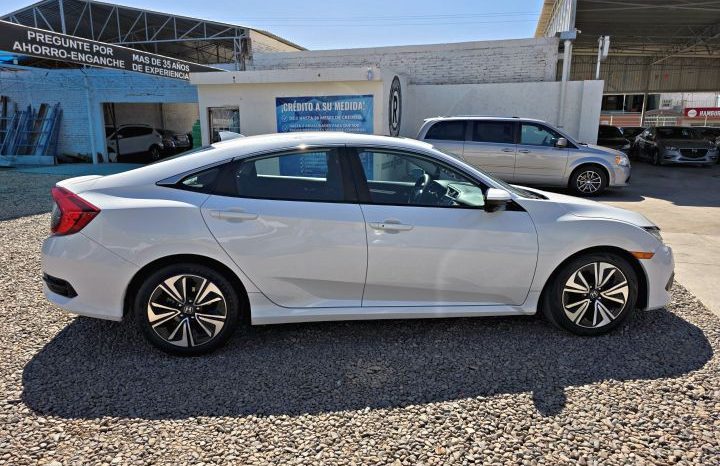 Honda Civic 2017 lleno