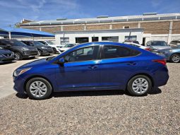 Hyundai Accent 2018 lleno