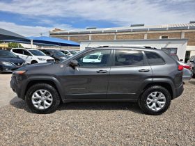Jeep Cherokee 2016