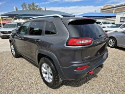 Jeep Cherokee 2016 lleno