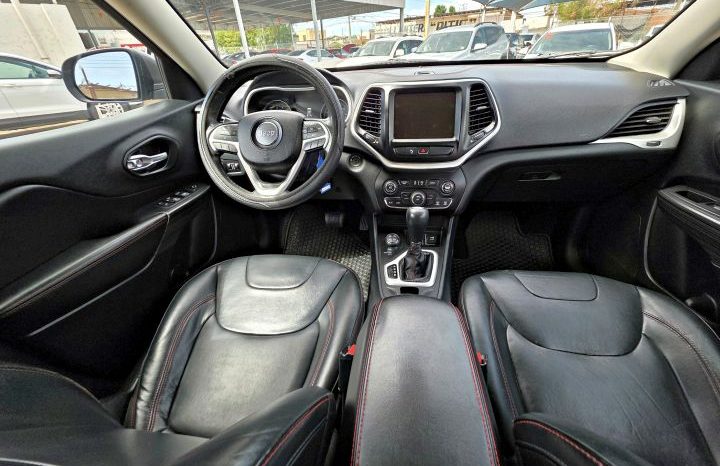 Jeep Cherokee 2016 lleno