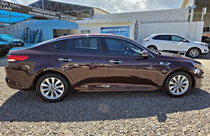 Kia Optima 2017 lleno