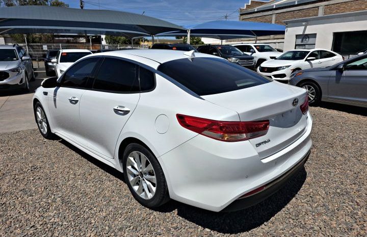 Hyundai Optima 2018 lleno