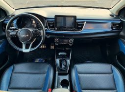 Kia Rio 2022 lleno
