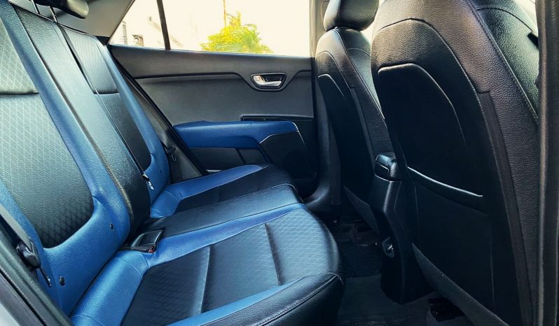 Kia Rio 2022 lleno