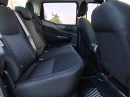 Nissan Frontier 2023 lleno