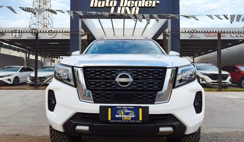 Nissan Frontier LE Platinum, 2023 lleno