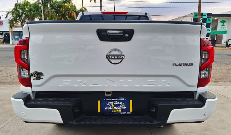 Nissan Frontier LE Platinum, 2023 lleno