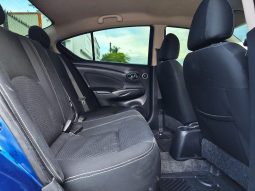 Nissan Versa 2018 lleno