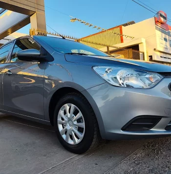Chevrolet-Aveo-LS-Aut-2023-Plata-1
