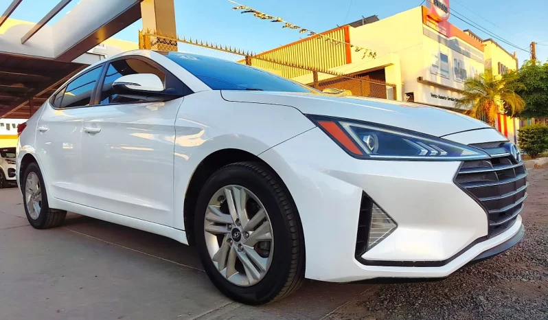 Hyundai-Eleantra-2020-