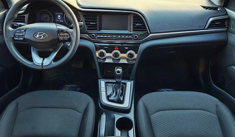 Hyundai Elantra 2020 lleno