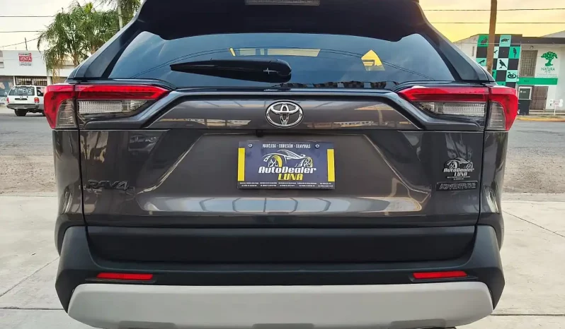Toyota Rav-4 2019 lleno