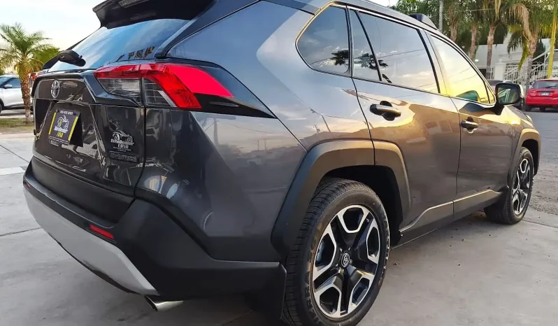 Toyota Rav-4 2019 lleno