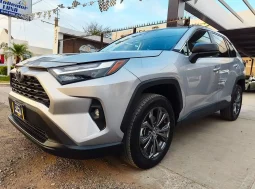 Toyota Rav4 2023 lleno