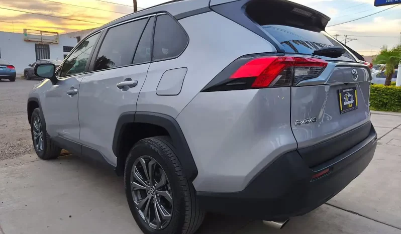 Toyota Rav4 2023 lleno