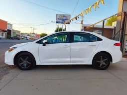 Toyota Corolla 2021 lleno