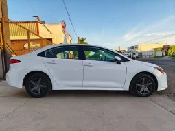 Toyota Corolla 2021 lleno
