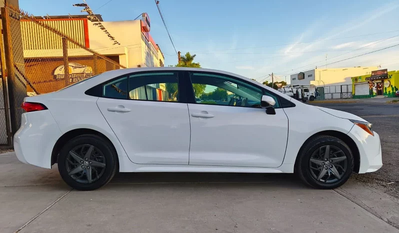 Toyota Corolla 2021 lleno