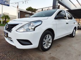 Nissan Versa 2024
