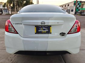 Nissan Versa 2024